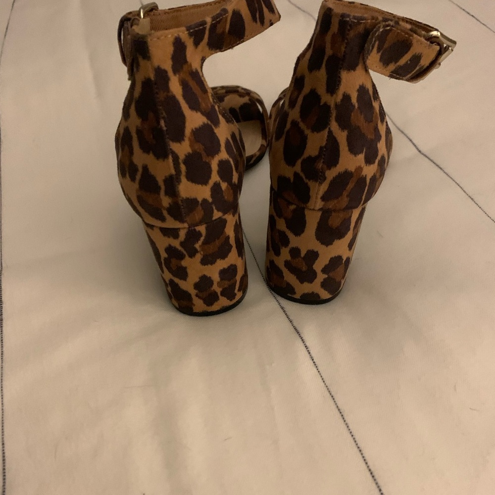Old Navy Cheetah print heels